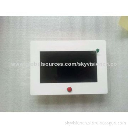 Digital photo frame with battery with front button